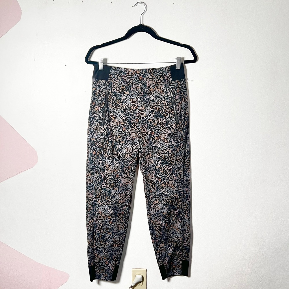Athleta Trekkie North Printed Jogger Womens‎ 8P Hiking Outdoors